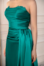 Load image into Gallery viewer, Green Strapless Slit Prom Gown
