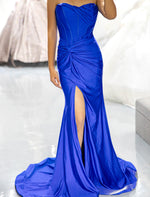 Load image into Gallery viewer, Royal Blue Corset Bodice Fitted Prom Dress
