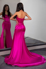 Load image into Gallery viewer, Fuchsia Strapless Ruched Prom Dress
