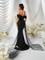 Load image into Gallery viewer, Fitted Black Prom Evening Dress
