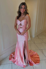 Load image into Gallery viewer, Strapless Slim Fit Prom Dress with Beads
