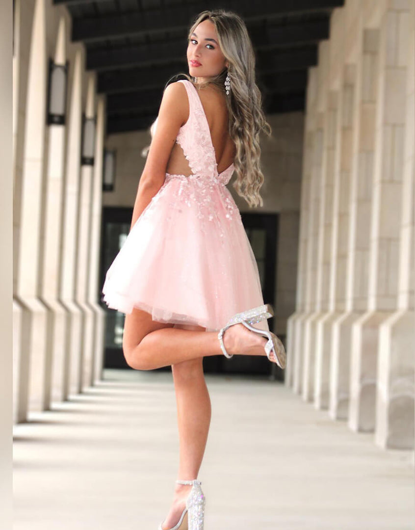 A-Line Tulle Applique Light Pink Homecoming Dress