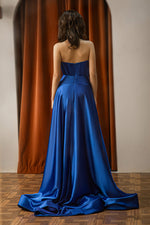 Load image into Gallery viewer, Sweetheart Ruched Slit Prom Dress with Keyhole
