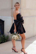 Load image into Gallery viewer, A-Line Strapless Homecoming Dress with Bow
